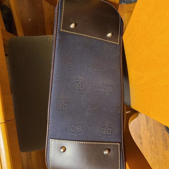 Dooney & Bourke- Navy Blue dark leather tote - Picture 5 of 9